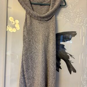 Magaschoni tan with gold flecks long Cowl Neck Sweater size large never worn